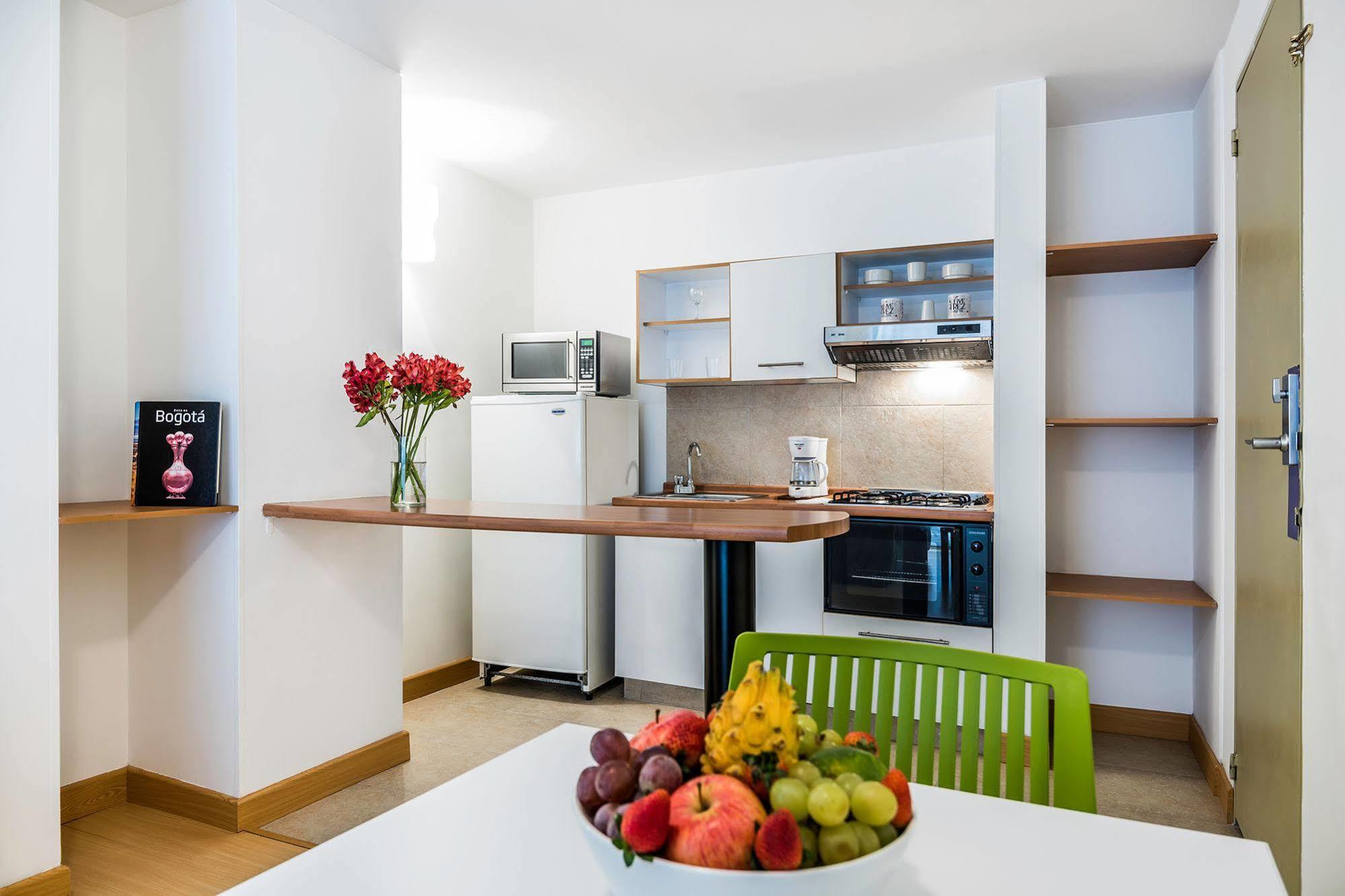 Viaggio Virrey City Apartment Богота Екстер'єр фото